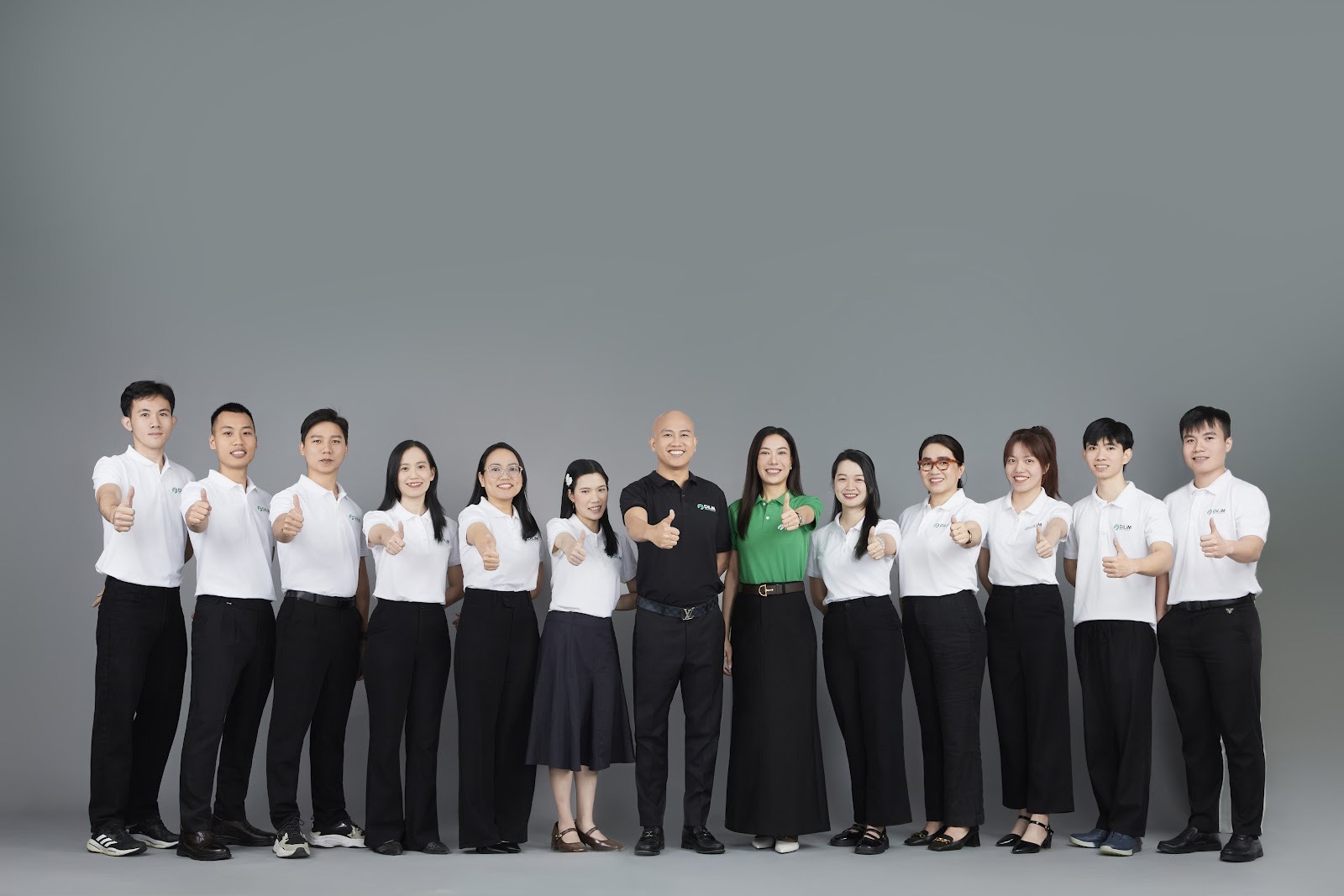 <b>Đội ngũ vận hành DiLiM.</b> Những người làm phần việc phía sau để đội bán hàng chỉ tập trung vào khách hàng.